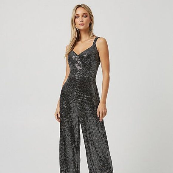 BOUGHT AND NEVER WEAR - Picture 1 of 3